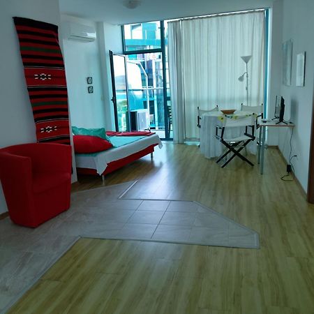 802, Spacy Apm With Sea View. Primorsko Esterno foto