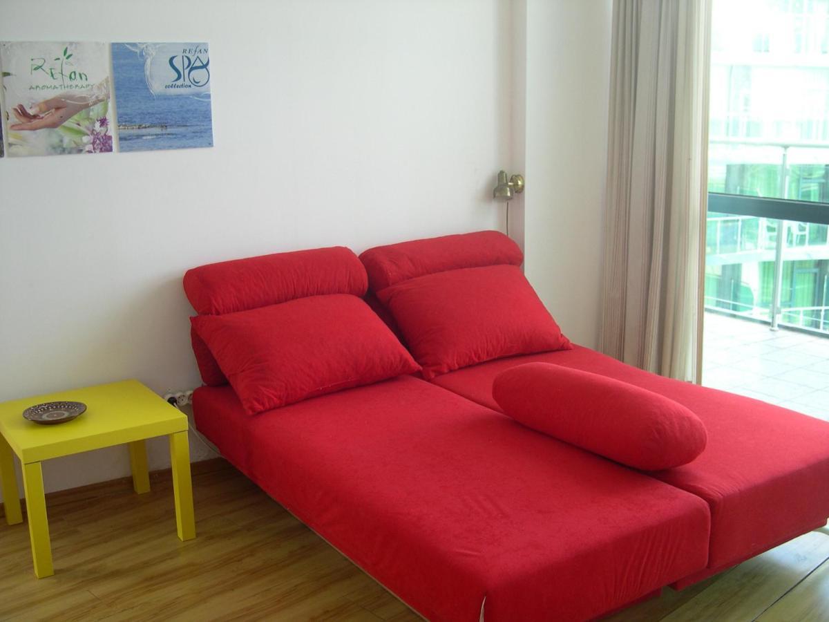 802, Spacy Apm With Sea View. Primorsko Esterno foto